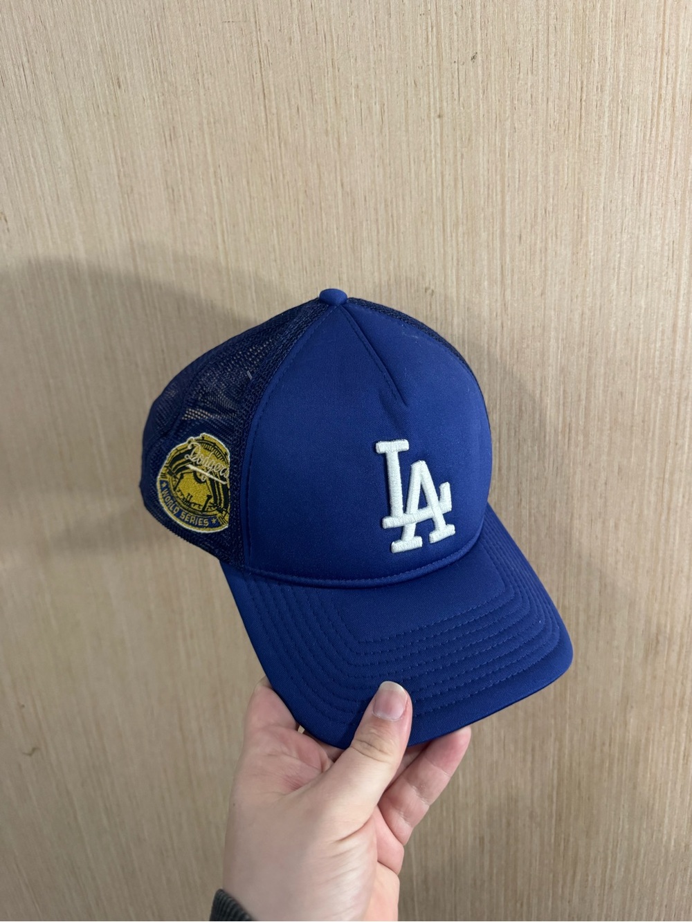 Los Angeles Dodgers New Era 9FIFTY Snapback Trucker Hat World Series Side Patch